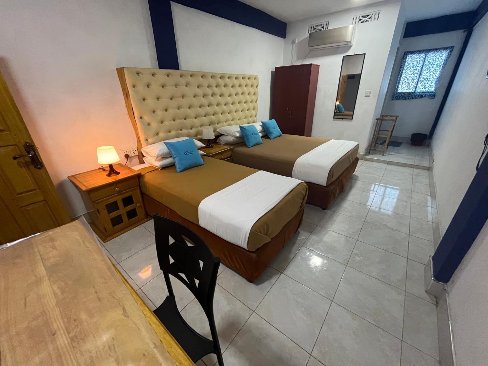 Oasis Wings Hotel Mannar Extérieur photo